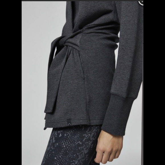 Varley Cove Wrap Hooded Sweater Dark 